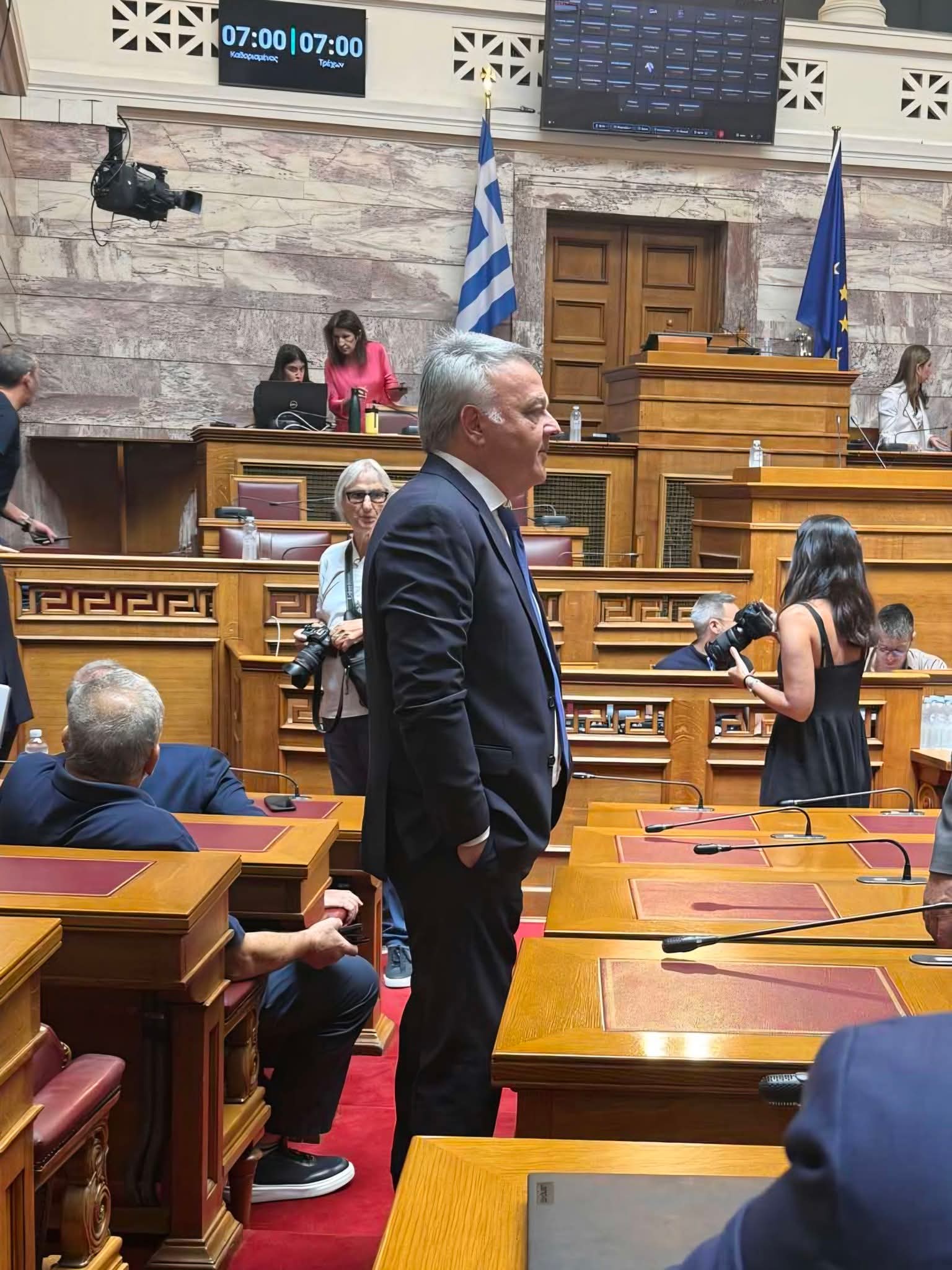 ΜΙΑ ΦΩΤΟΓΡΑΦΙΑ και 278 ΛΕΞΕΙΣ…