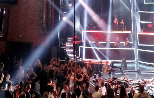 Φορολογικό Πυρετό το Σαββατόβραδο: ΑΑΔΕ, myDATA και Ψηφιακός Έλεγχος στα Νυχτερινά Κέντρα