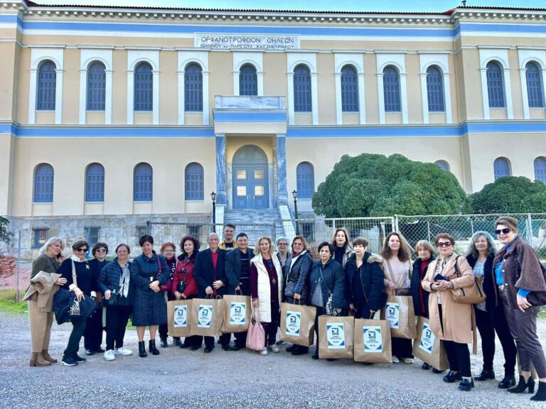 Πράξη αγάπης και αλληλεγγύης από τα Κέντρα Φιλίας του Δήμου Περιστερίου