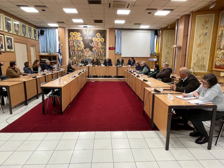 Σύσκεψη στο Δημαρχείο Μεγαρέων για τις ζημιές από την κακοκαιρία Byron