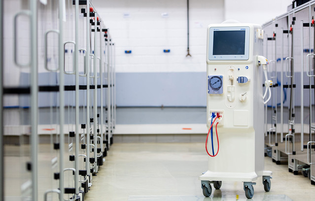 dialysis-machine-1