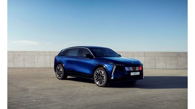 113444143_ds-automobiles-ds-n7__3_-3