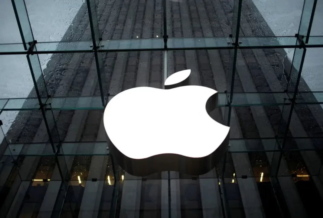 apple-reuters-scaled-1-1200x809-1
